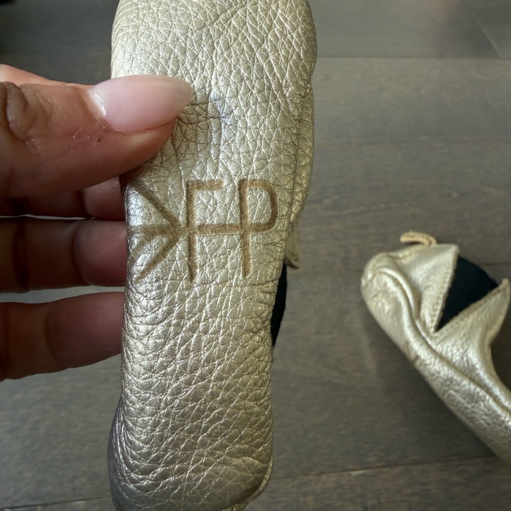 Freshly Picked Metallic Gold Baby Moccasins - Picture 4 of 5